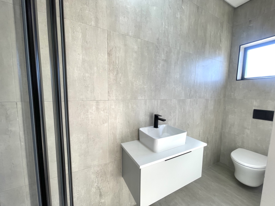 4 Bedroom Property for Sale in Midstream Heights Gauteng