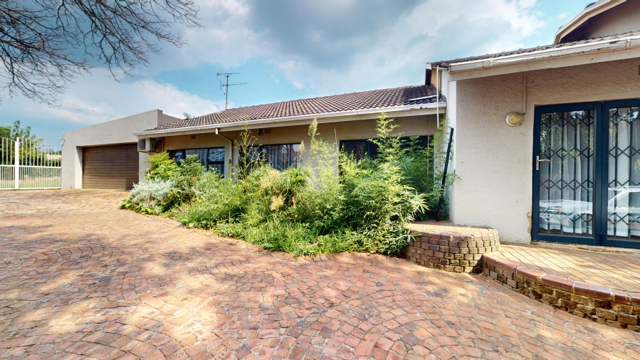 4 Bedroom Property for Sale in Witfield Gauteng