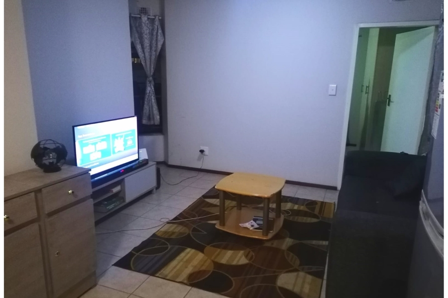 1 Bedroom Property for Sale in Noordwyk Gauteng