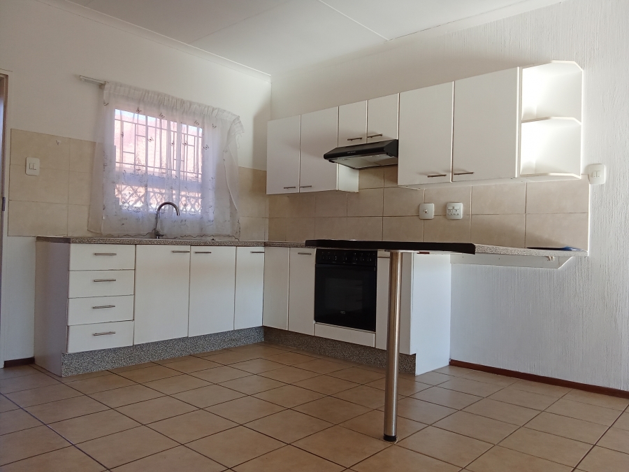 2 Bedroom Property for Sale in Florida Glen Gauteng