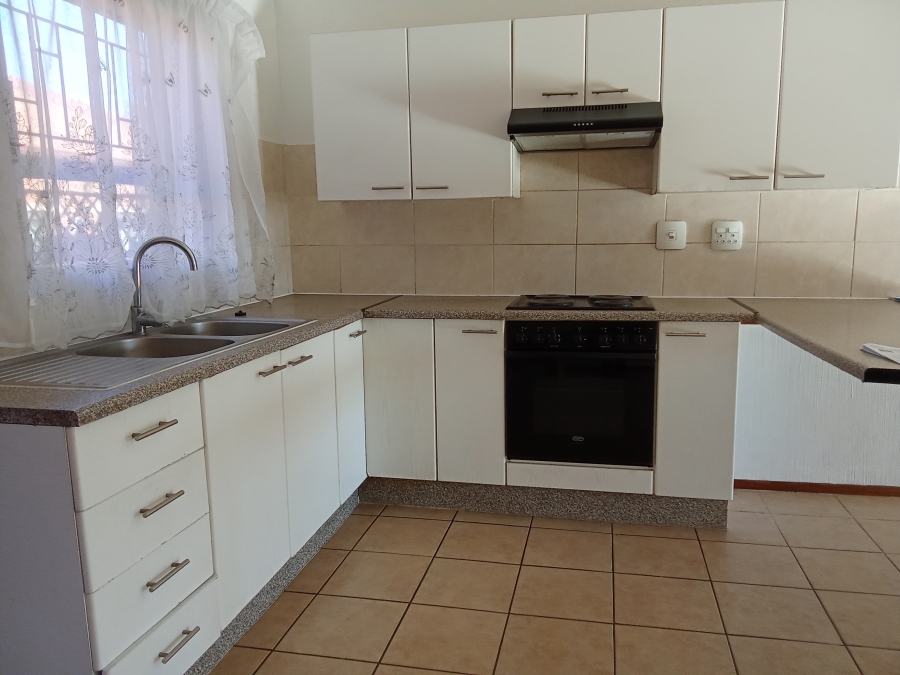 2 Bedroom Property for Sale in Florida Glen Gauteng