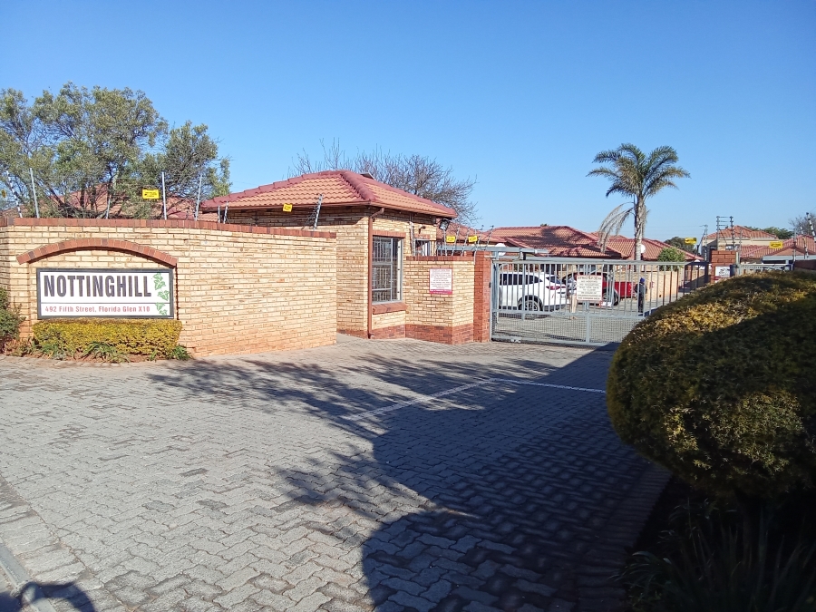 2 Bedroom Property for Sale in Florida Glen Gauteng