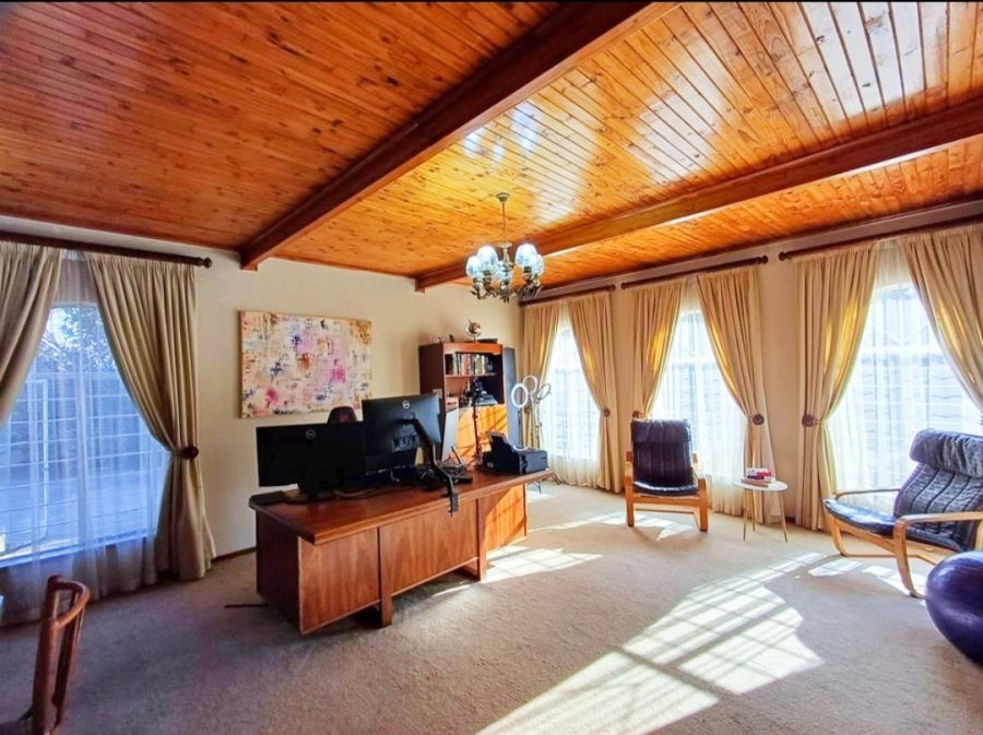 3 Bedroom Property for Sale in Brackenhurst Gauteng