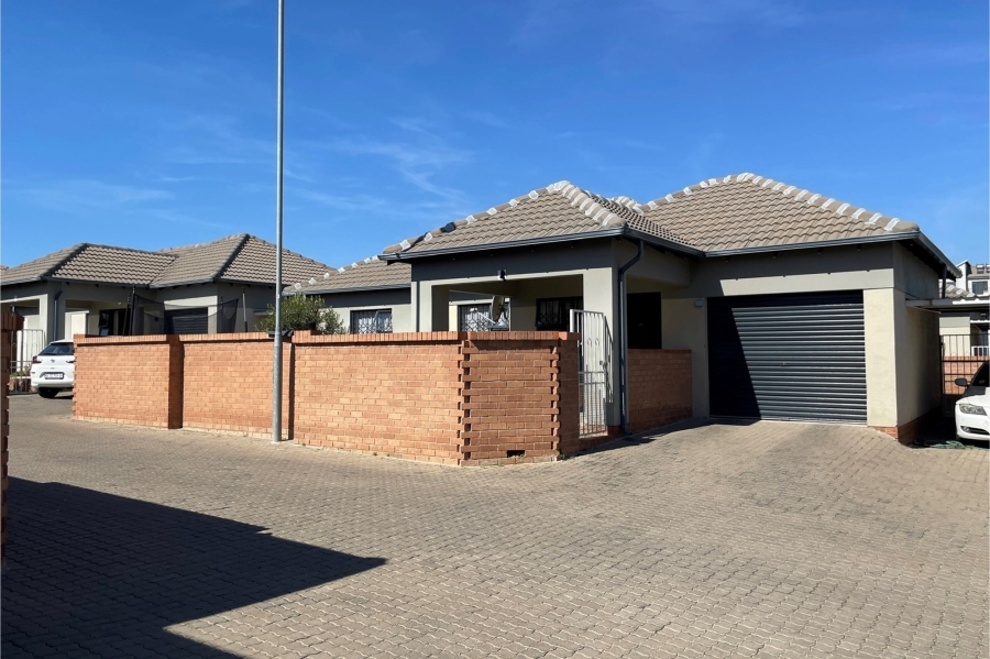 3 Bedroom Property for Sale in The Reeds Gauteng
