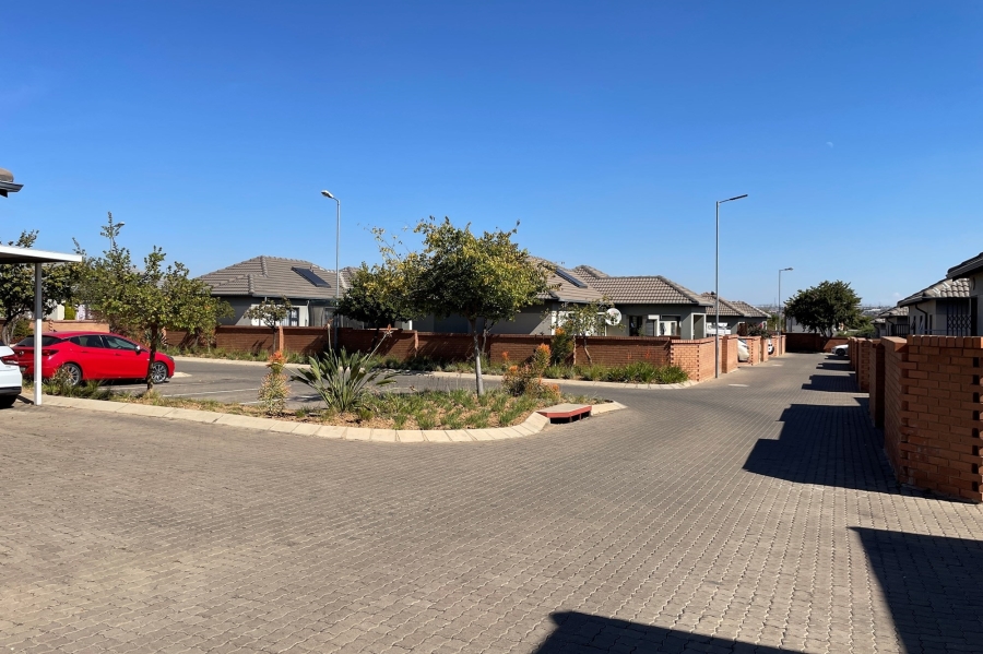 3 Bedroom Property for Sale in The Reeds Gauteng