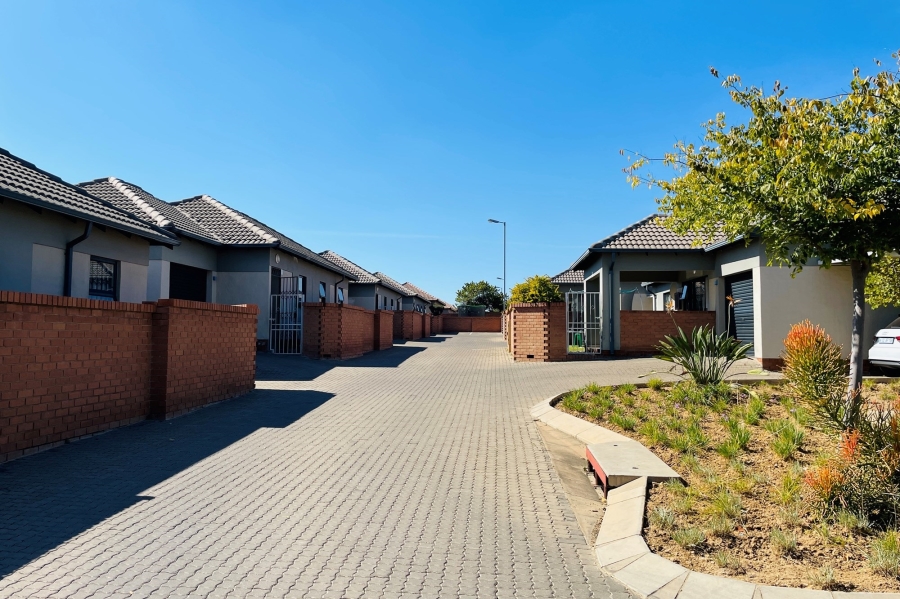 3 Bedroom Property for Sale in The Reeds Gauteng