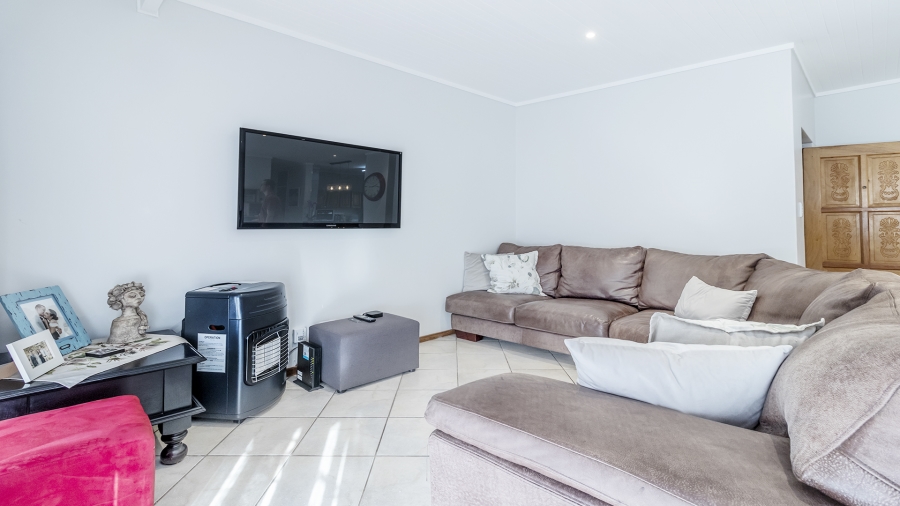 2 Bedroom Property for Sale in Montana Park Gauteng