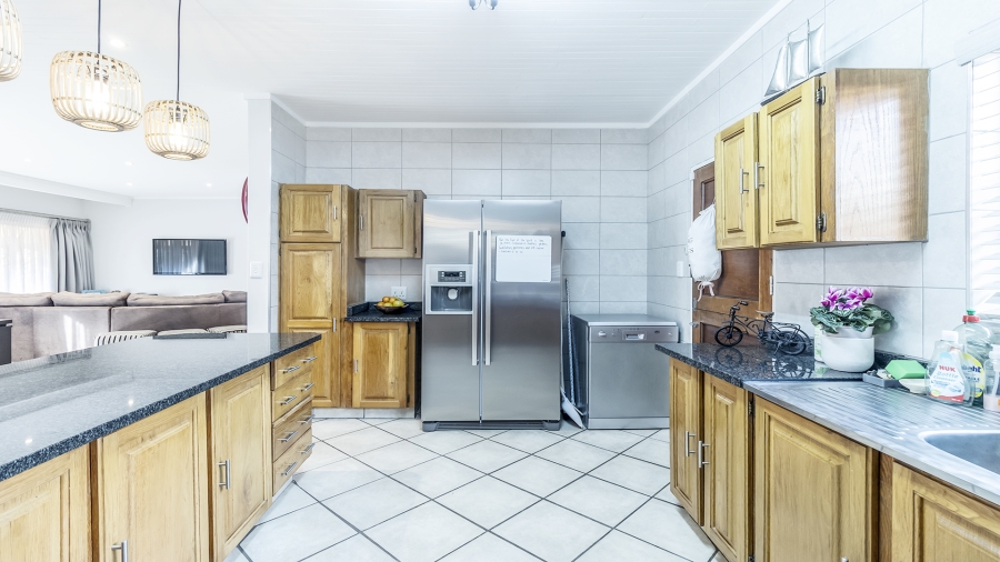 2 Bedroom Property for Sale in Montana Park Gauteng