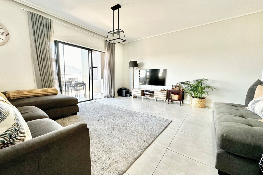 2 Bedroom Property for Sale in The Polofields Gauteng