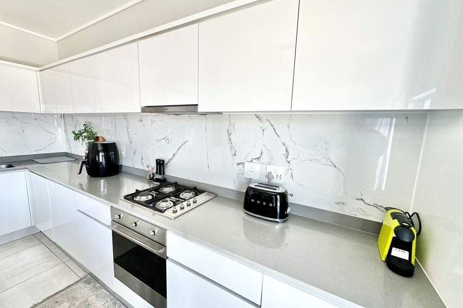 2 Bedroom Property for Sale in The Polofields Gauteng