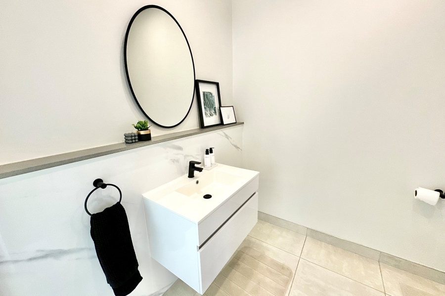 2 Bedroom Property for Sale in The Polofields Gauteng
