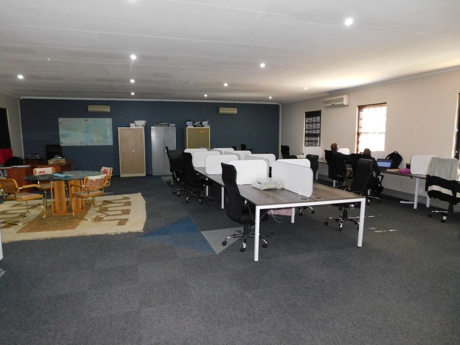Commercial Property for Sale in Blairgowrie Gauteng