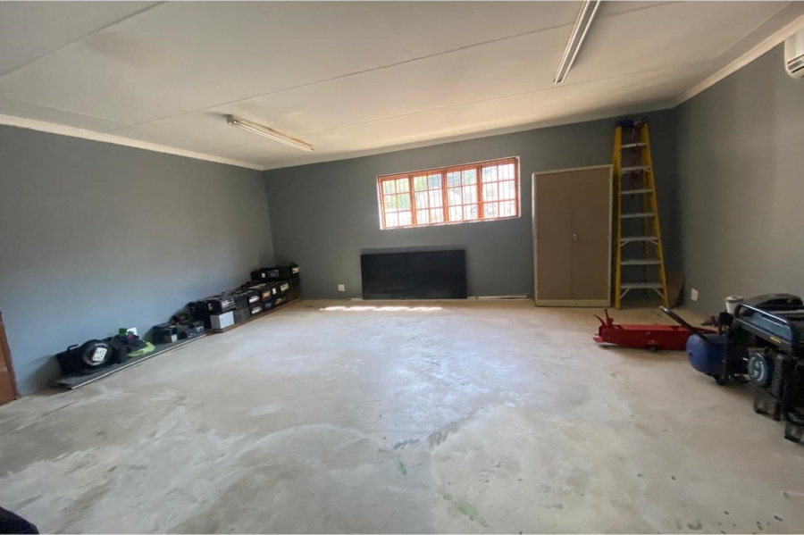 Commercial Property for Sale in Three Rivers Gauteng