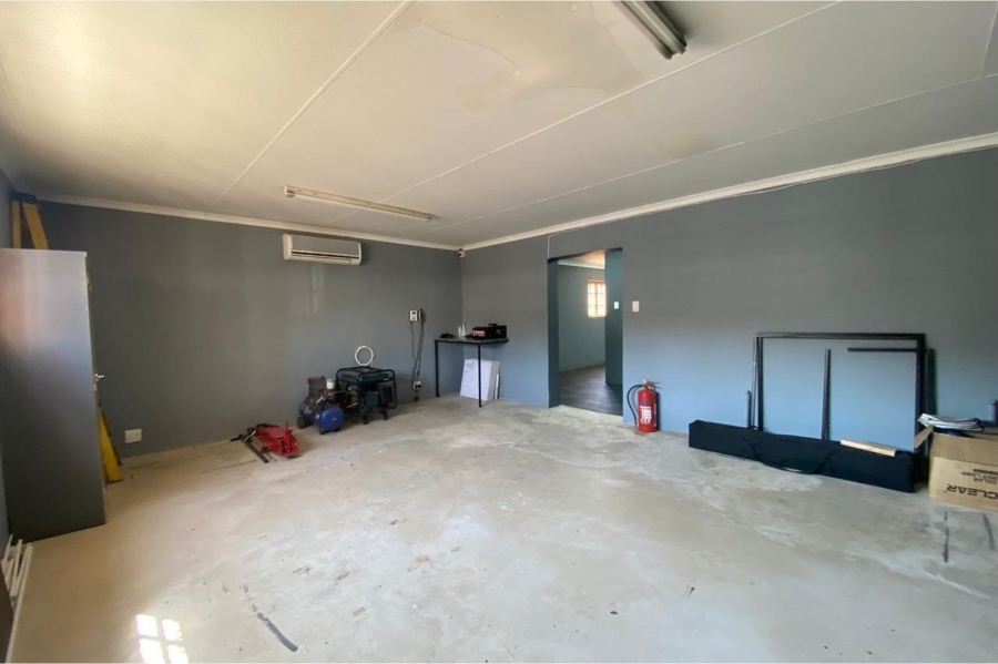 Commercial Property for Sale in Three Rivers Gauteng