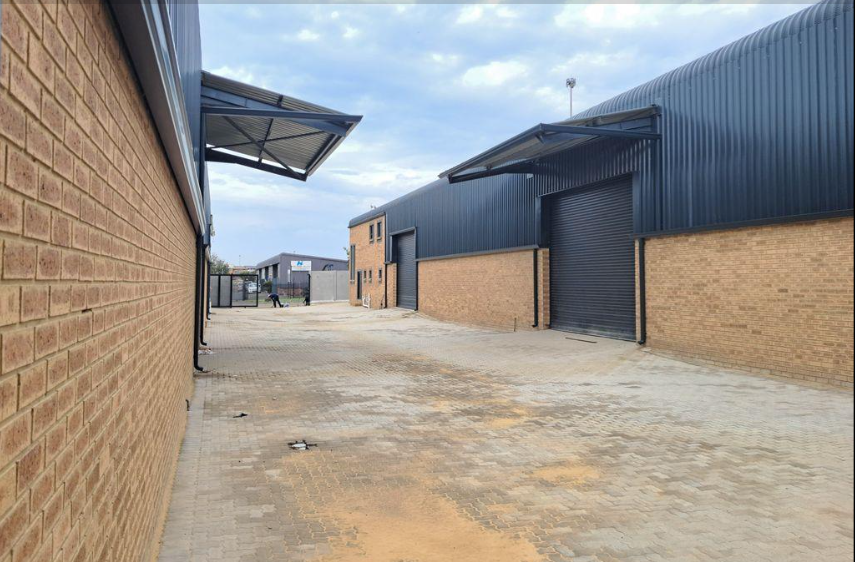 To Let commercial Property for Rent in Alrode South Gauteng