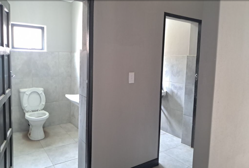 To Let commercial Property for Rent in Alrode South Gauteng