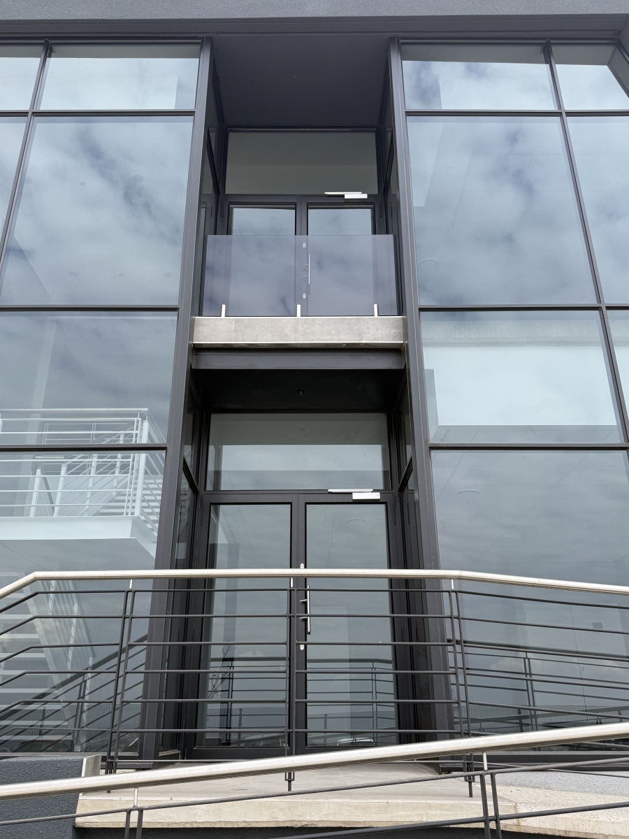 To Let commercial Property for Rent in Airport Park Gauteng