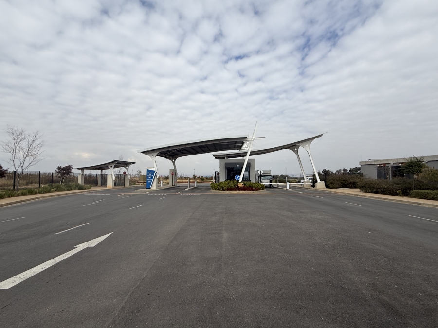 To Let commercial Property for Rent in Airport Park Gauteng
