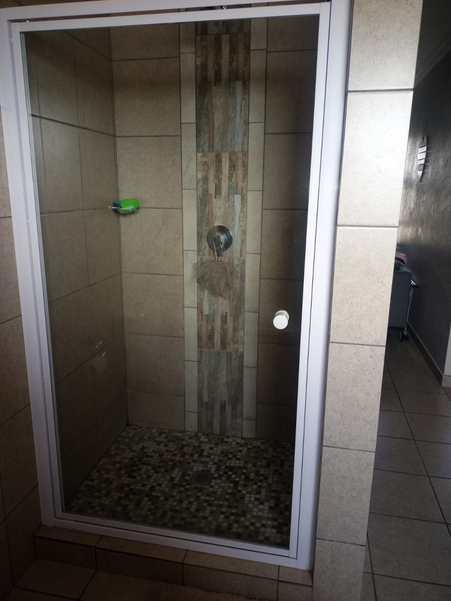 2 Bedroom Property for Sale in Terenure Gauteng