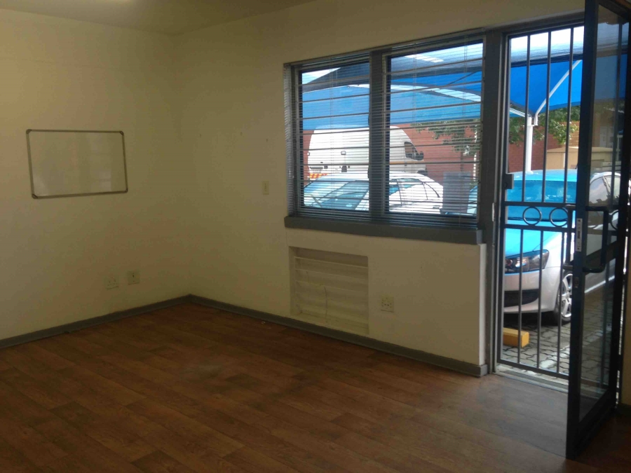 To Let commercial Property for Rent in Strijdom Park Gauteng