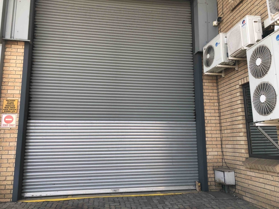 To Let commercial Property for Rent in North Riding Gauteng