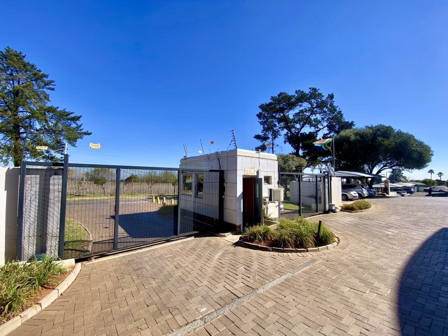 To Let commercial Property for Rent in Glen Austin Gauteng