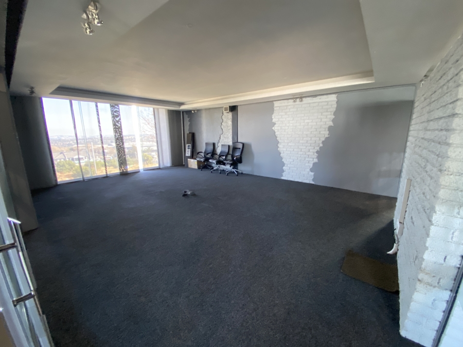 To Let commercial Property for Rent in Halfway House Gauteng