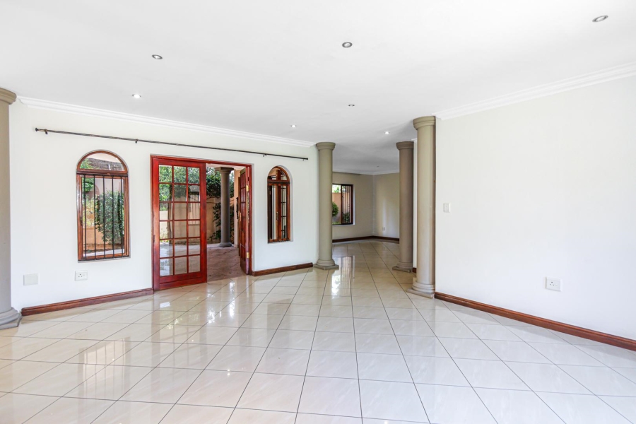 3 Bedroom Property for Sale in Bryanston Gauteng
