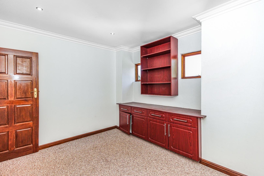 3 Bedroom Property for Sale in Bryanston Gauteng