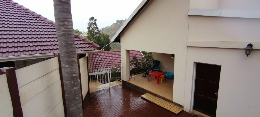 To Let 1 Bedroom Property for Rent in Kloofendal Gauteng