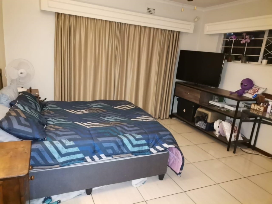 To Let 1 Bedroom Property for Rent in Kloofendal Gauteng