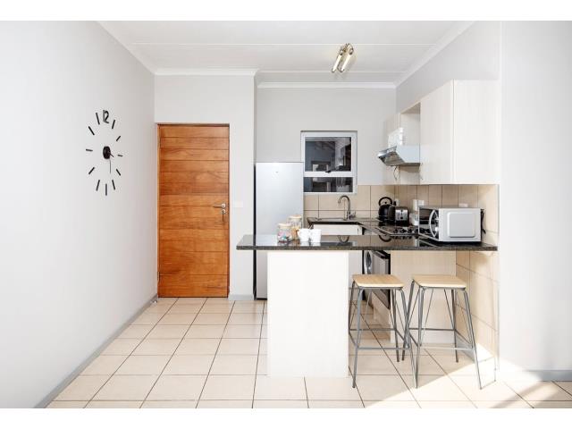 To Let 2 Bedroom Property for Rent in Esther Park Gauteng