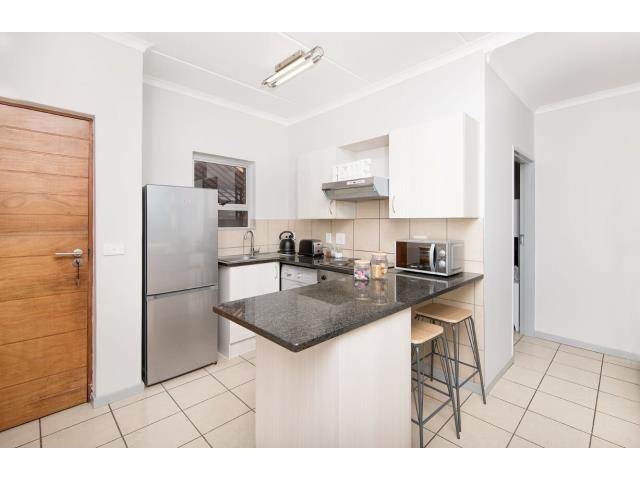 To Let 2 Bedroom Property for Rent in Esther Park Gauteng