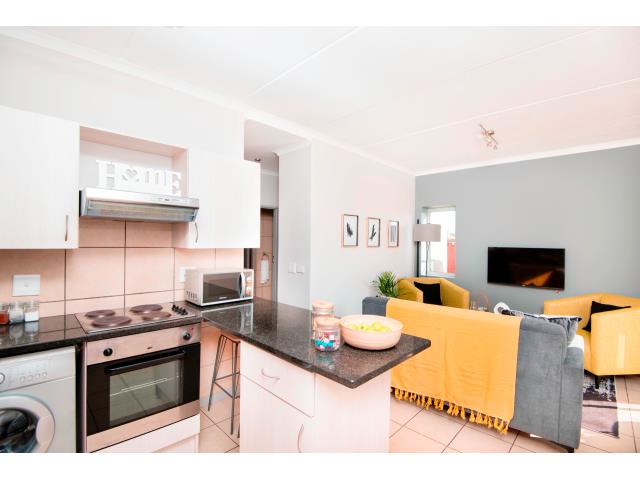 To Let 2 Bedroom Property for Rent in Esther Park Gauteng