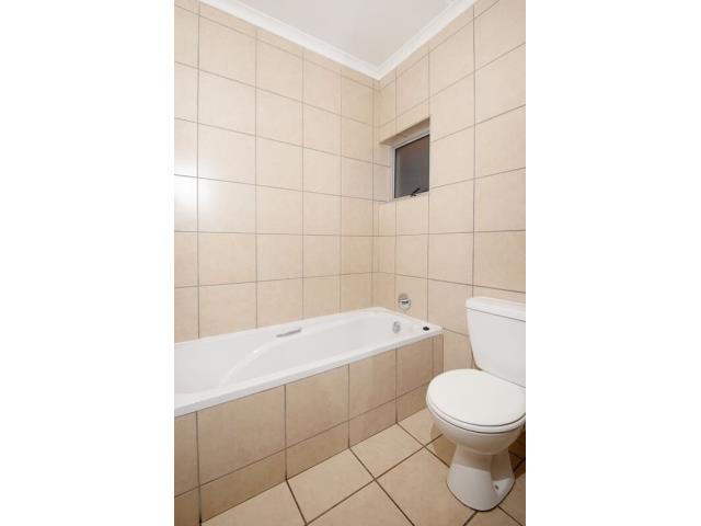 To Let 2 Bedroom Property for Rent in Esther Park Gauteng