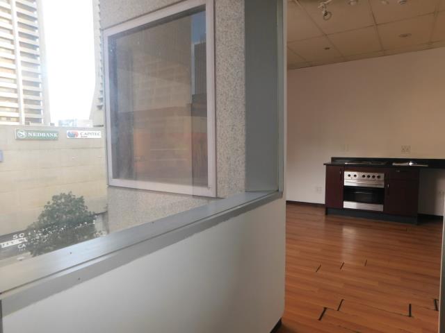 To Let 1 Bedroom Property for Rent in Johannesburg Central Gauteng