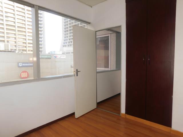 To Let 1 Bedroom Property for Rent in Johannesburg Central Gauteng