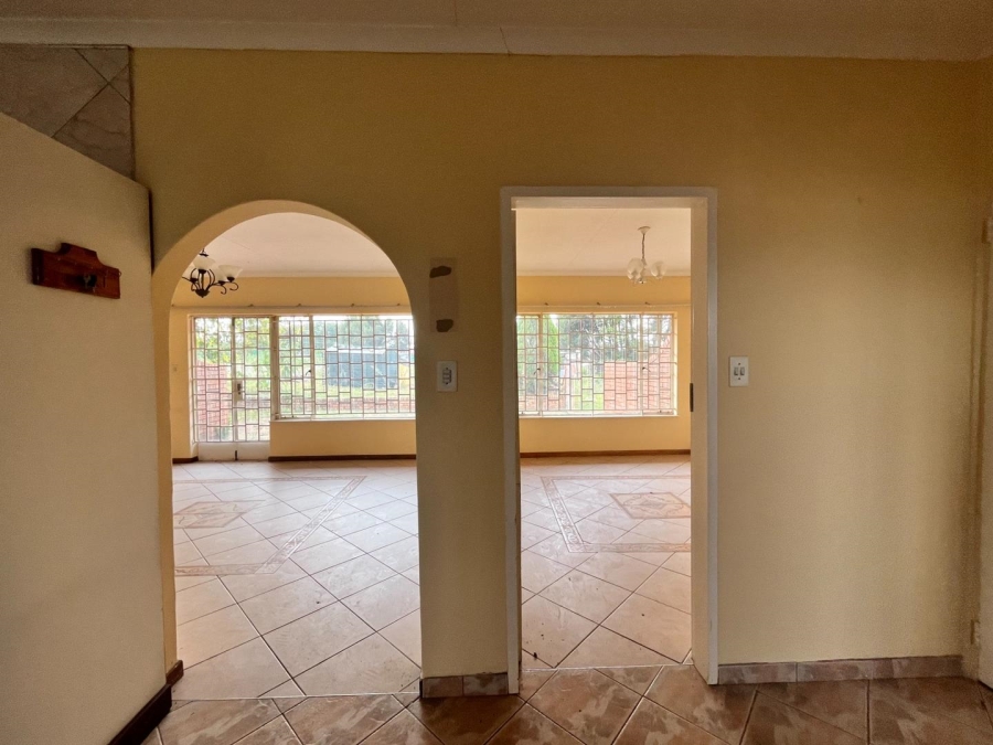 To Let 2 Bedroom Property for Rent in Olifantsfontein Gauteng