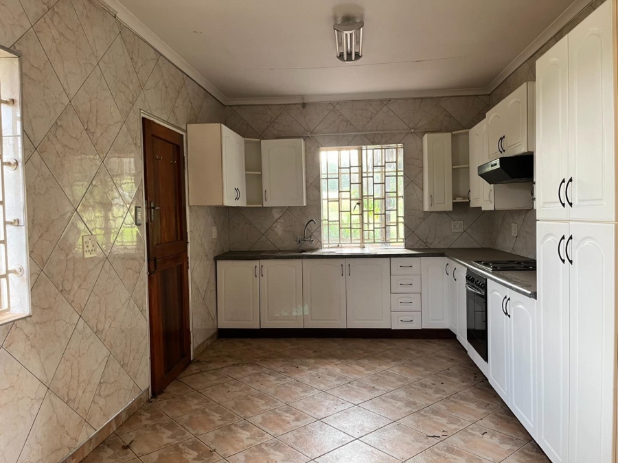 To Let 2 Bedroom Property for Rent in Olifantsfontein Gauteng