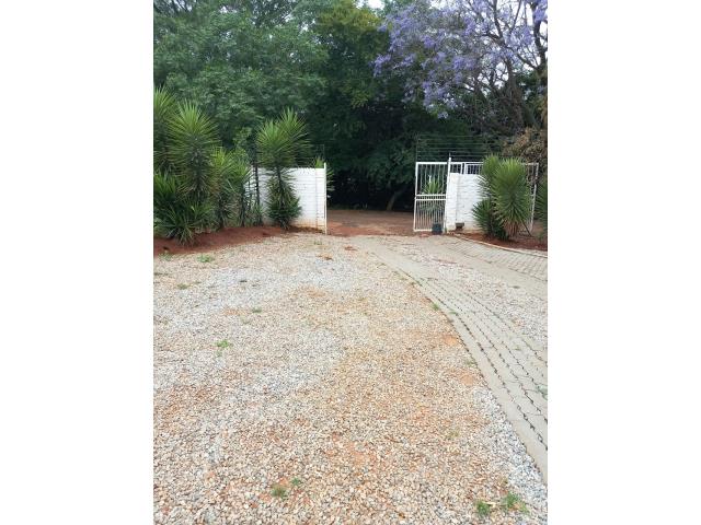 To Let 1 Bedroom Property for Rent in Olifantsfontein Gauteng