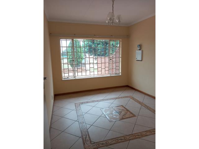 To Let 1 Bedroom Property for Rent in Olifantsfontein Gauteng
