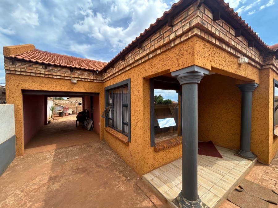 3 Bedroom Property for Sale in Soshanguve South Ext 5 Gauteng