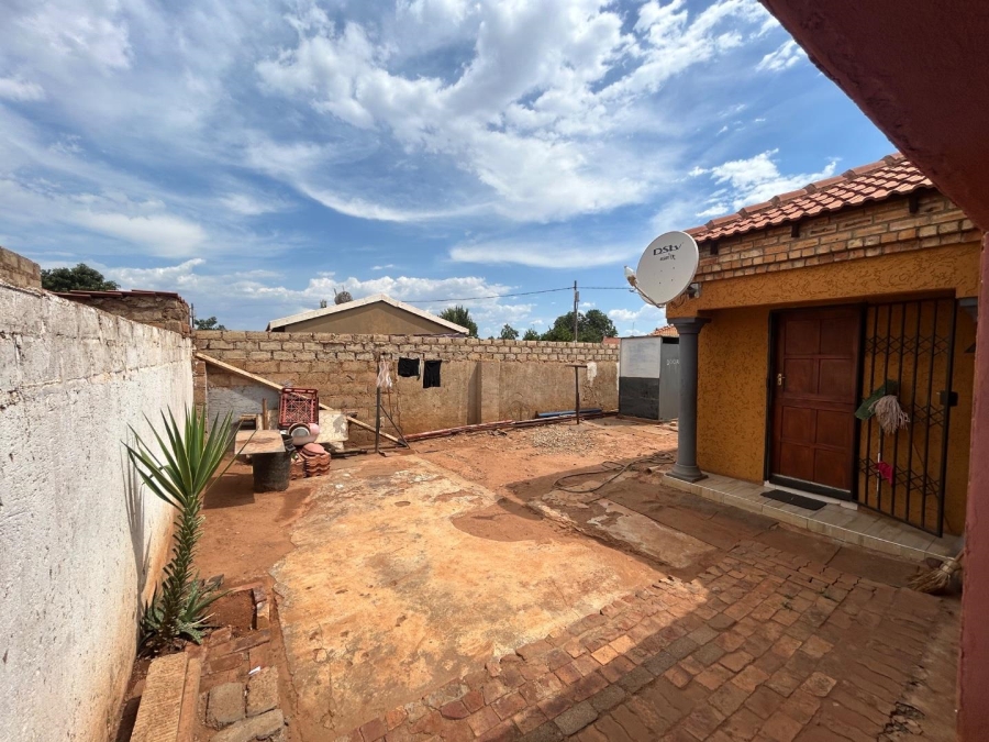 3 Bedroom Property for Sale in Soshanguve South Ext 5 Gauteng