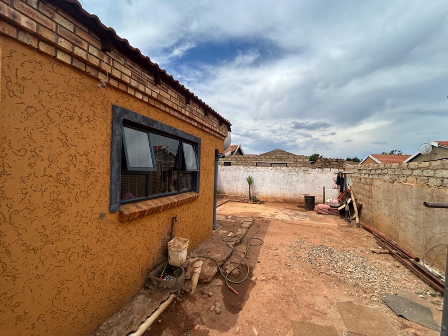 3 Bedroom Property for Sale in Soshanguve South Ext 5 Gauteng