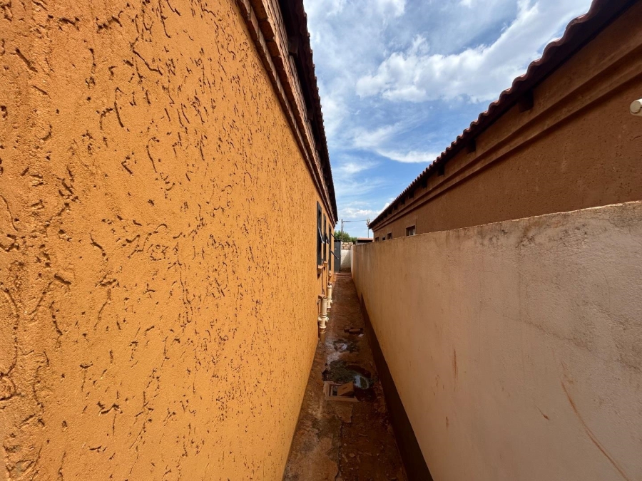 3 Bedroom Property for Sale in Soshanguve South Ext 5 Gauteng