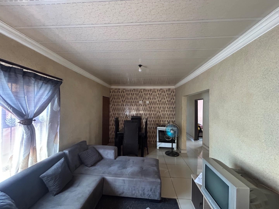 3 Bedroom Property for Sale in Soshanguve South Ext 5 Gauteng