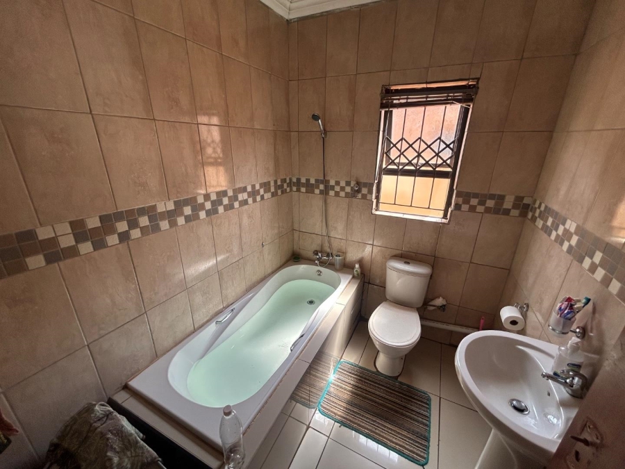 3 Bedroom Property for Sale in Soshanguve South Ext 5 Gauteng