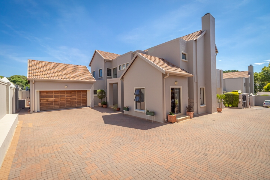 4 Bedroom Property for Sale in Blackheath Gauteng