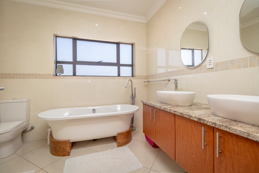 4 Bedroom Property for Sale in Blackheath Gauteng