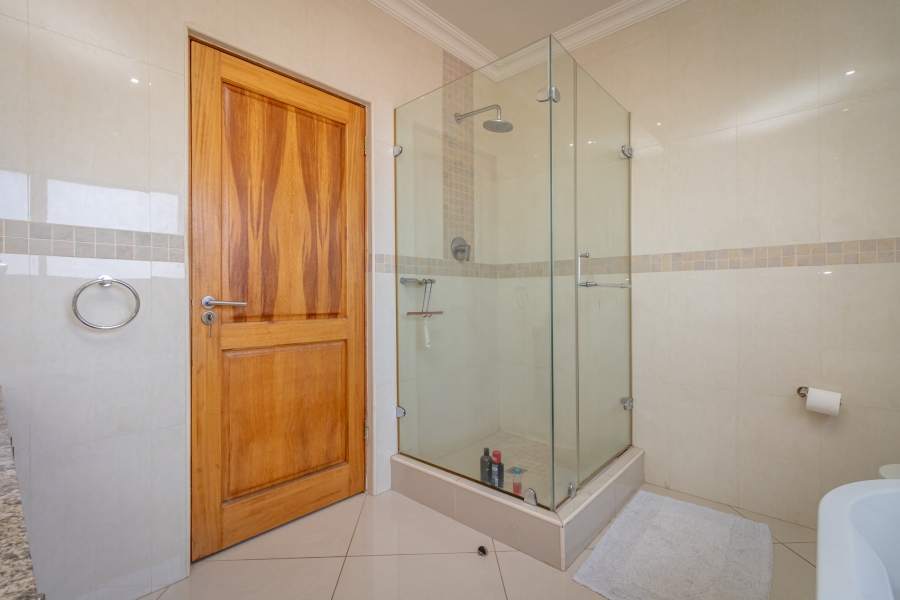 4 Bedroom Property for Sale in Blackheath Gauteng